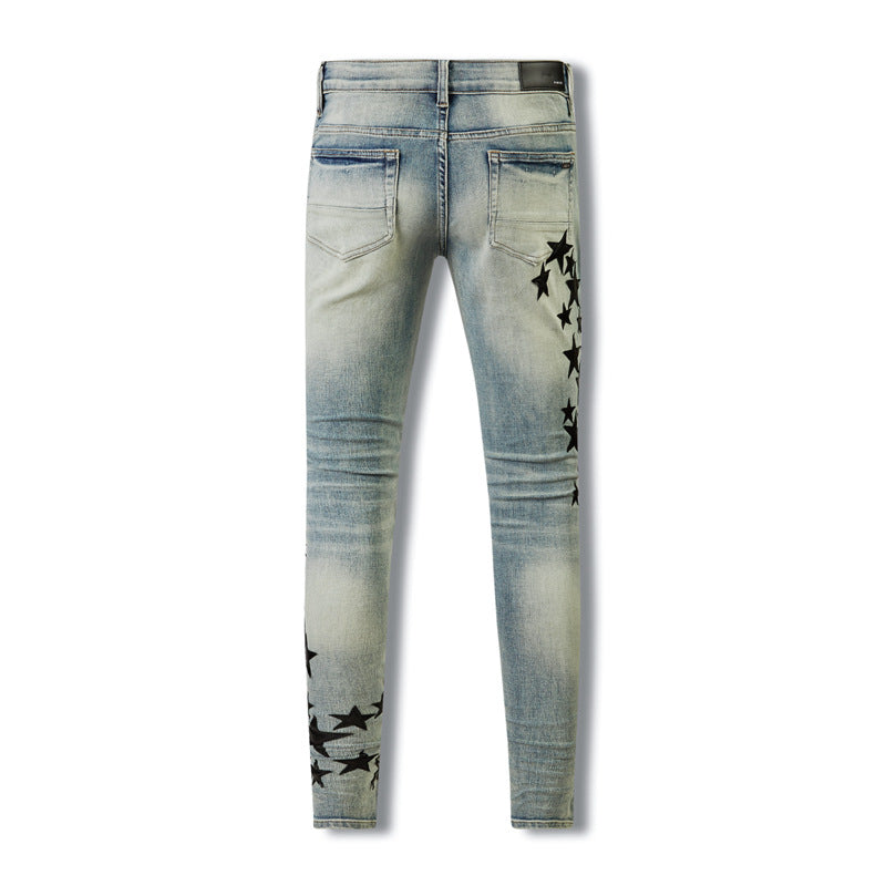 Denim bleu de style rétro avec délavage vieilli et accents en similicuir en forme d'étoile