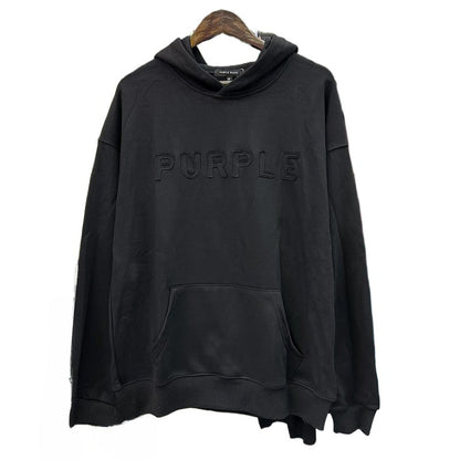 Le nouveau sweat à capuche et le nouveau t-shirt polyvalents vous permettent de changer facilement de style, vous gardant ainsi en confiance à tout moment