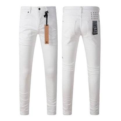 Effortless White Denim with a Simple and Elegant Design 3026