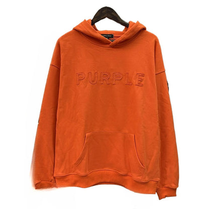 Le nouveau sweat à capuche et le nouveau t-shirt polyvalents vous permettent de changer facilement de style, vous gardant ainsi en confiance à tout moment