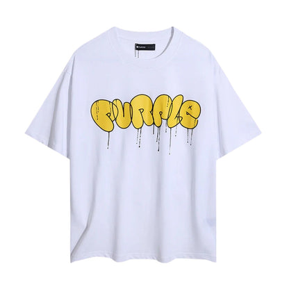 La nueva camiseta minimalista de manga corta ofrece una experiencia de estilo sencilla que te permite mostrar tu estilo personal durante las actividades de verano