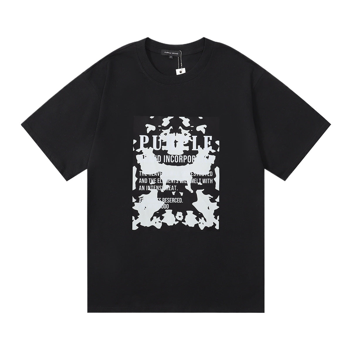 La nueva camiseta clásica de manga corta añade infinitas posibilidades a tus conjuntos de verano y mantiene tu estilo fresco en todo momento