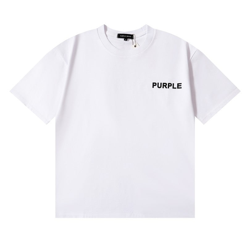 Le nouveau sweat à capuche et le nouveau t-shirt polyvalents vous permettent de changer facilement de style, vous gardant ainsi en confiance à tout moment