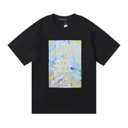 Nueva camiseta minimalista de manga corta adecuada para diversas ocasiones que añade un toque relajado a tus conjuntos