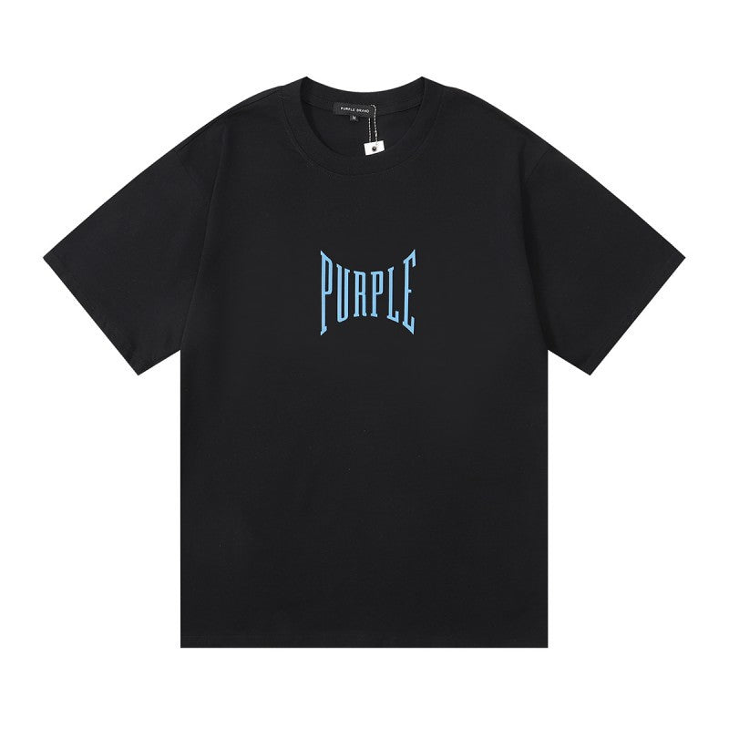 Le nouveau sweat à capuche et le nouveau t-shirt polyvalents vous permettent de changer facilement de style, vous gardant ainsi en confiance à tout moment
