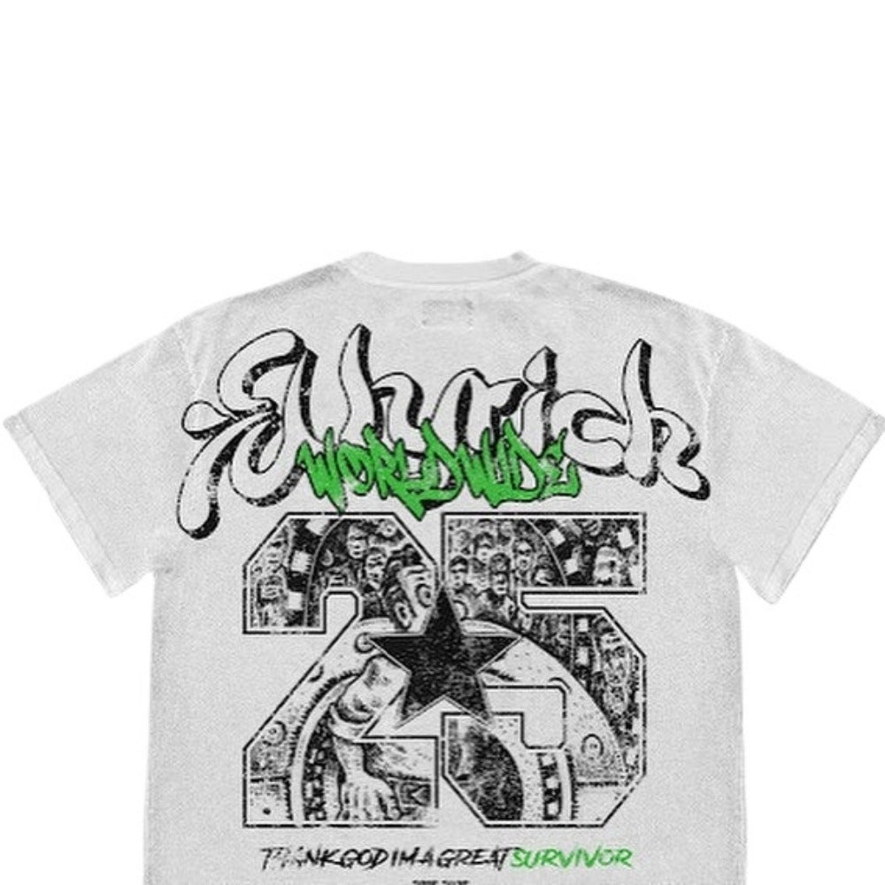 La nueva y cómoda camiseta de manga corta ofrece la opción perfecta para tus looks de verano y te mantiene segura todos los días